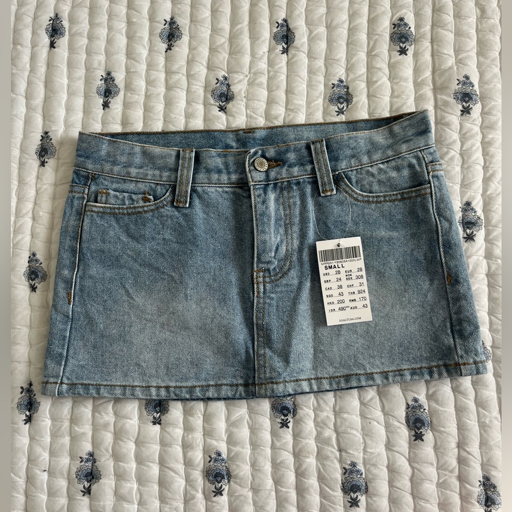 Brandy Melville Skirt